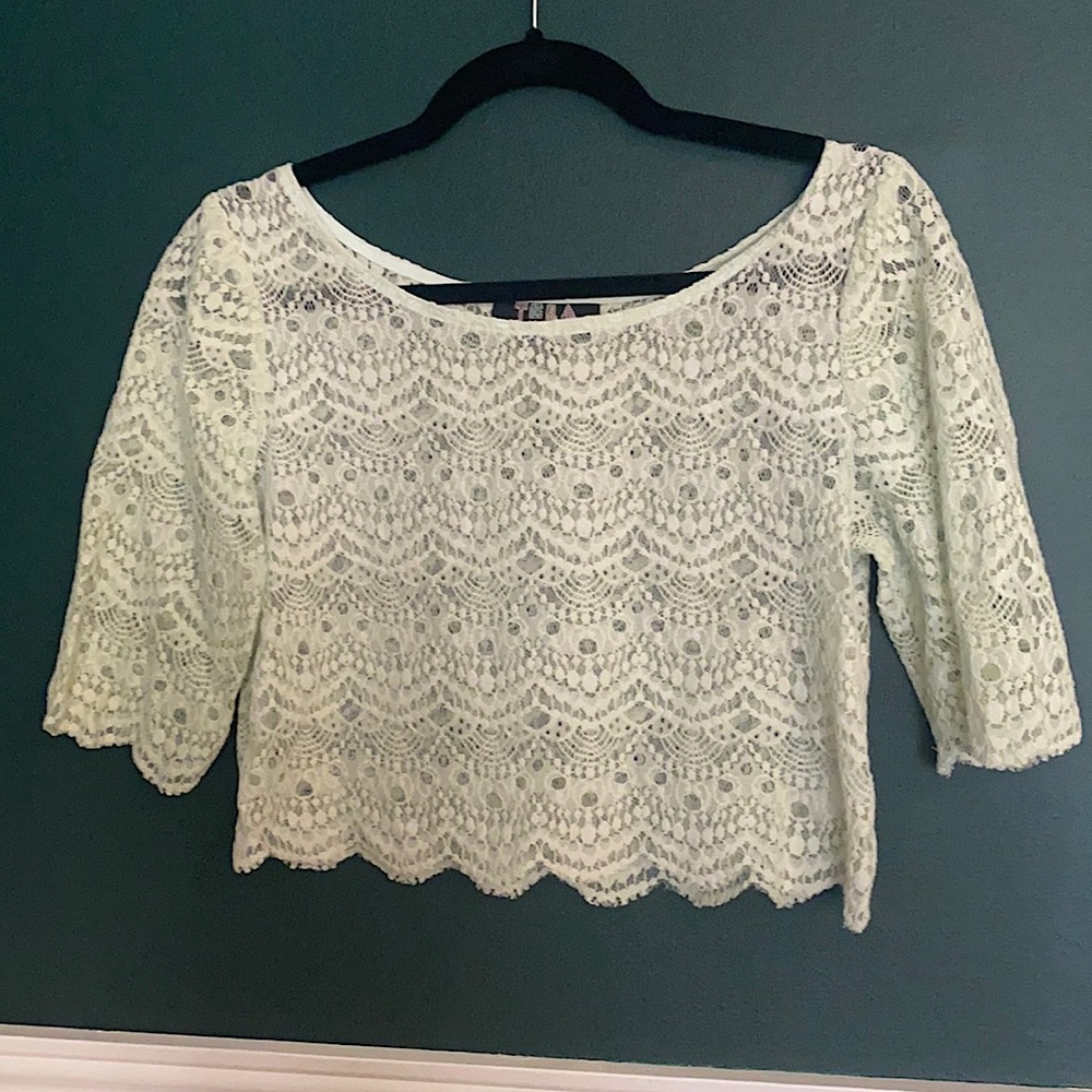 Crop lace mint top